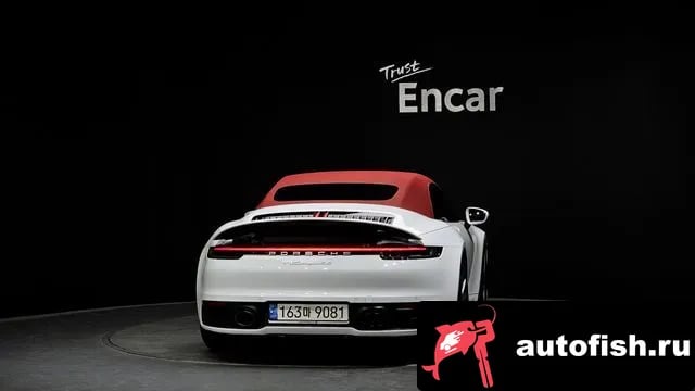 Porsche 911 911 (992) 2021 года - вид 4
