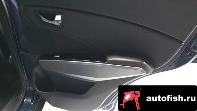 KG Mobility (Ssangyong) TIBOLI Tivoli Armor 2018 года - похожие автомобили