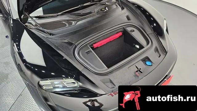 Porsche Taycan Taikan 2022 года - вид 6