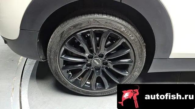 Mini Clubman Cooper Clubman 2018 года - вид 5