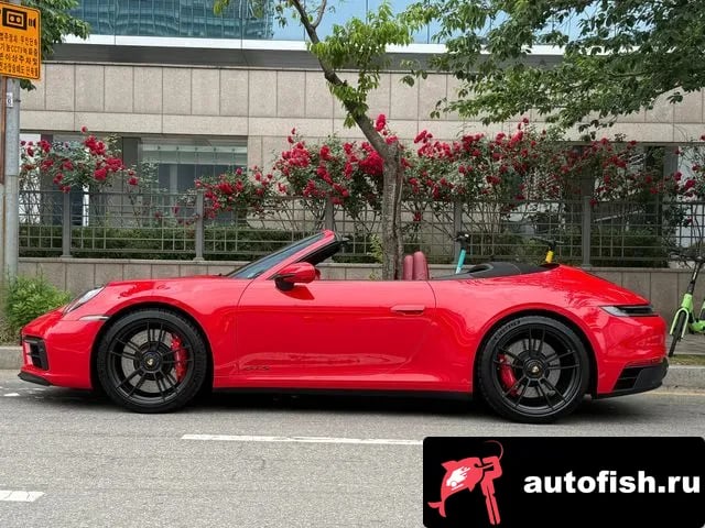 Porsche 911 911 (992) 2023 года - вид 5
