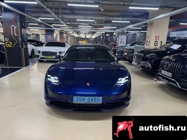 Porsche Taycan Taikan 2023 года - вид 3