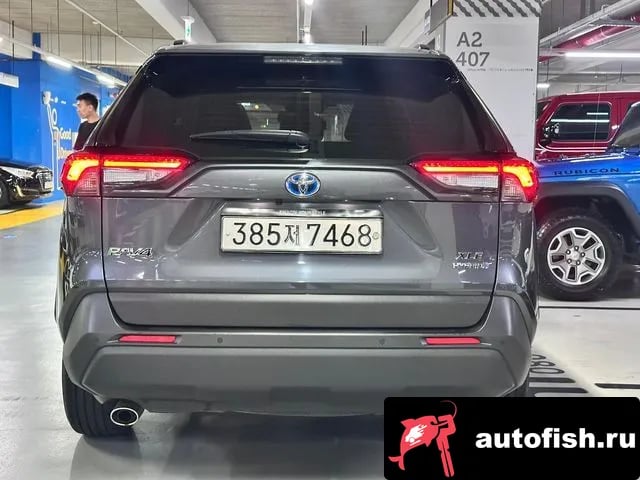 Toyota RAV4 RAV4 5th Generation 2020 года - вид 4