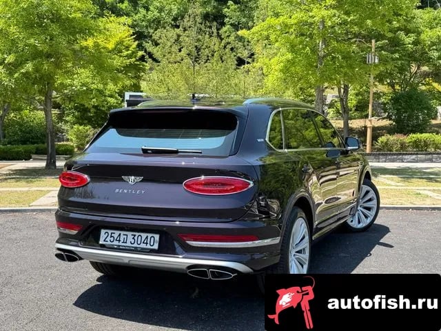 Bentley Bentayga Benteiga 2024 года - вид 2