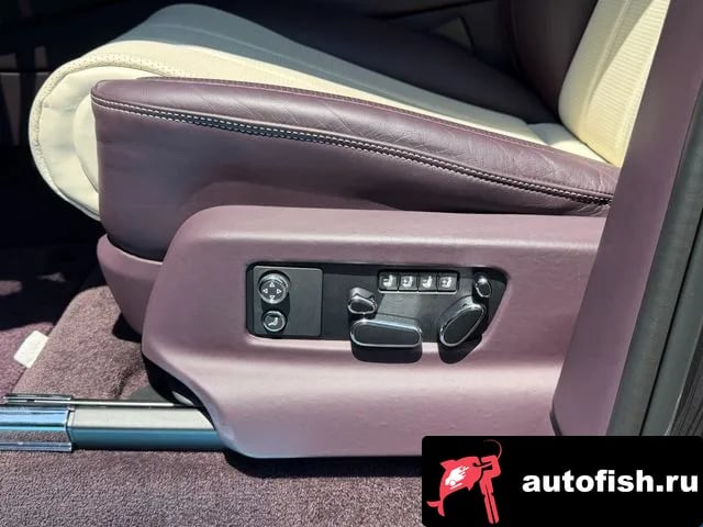 Bentley Bentayga Benteiga 2024 года - похожие автомобили