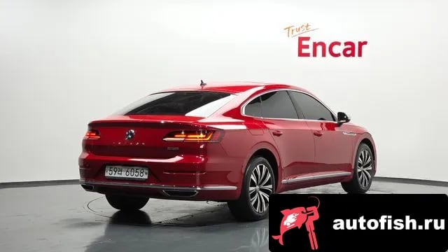 Volkswagen Arteon Atheon 2018 года - вид 2
