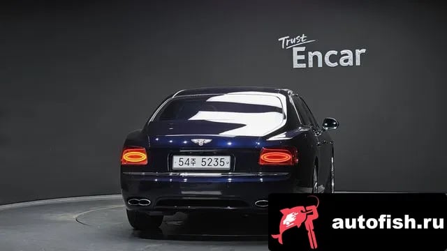 Bentley Flying Spur Flying Spur 2nd Generation 2018 года - вид 4