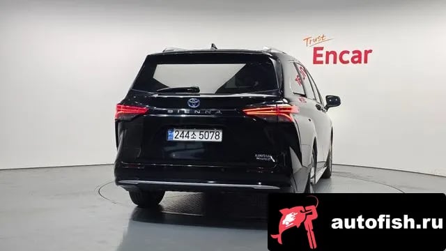 Toyota Sienna Siena 4th Generation 2024 года - вид 4