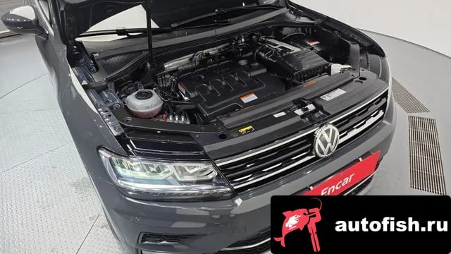Volkswagen Tiguan Tiguan second Generation 2018 года - вид 6