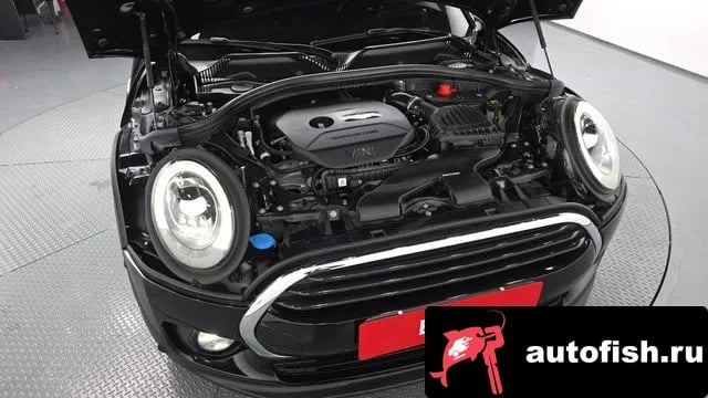 Mini Clubman Cooper Clubman 2019 года - вид 6