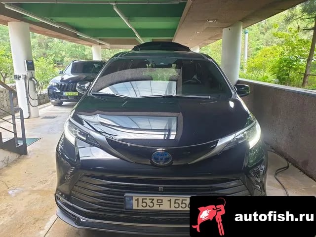 Toyota Sienna Siena 4th Generation 2022 года - вид 3