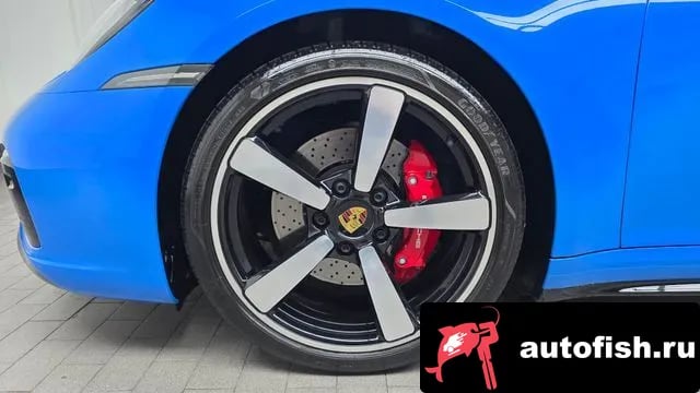 Porsche 911 911 (992) 2023 года - вид 5