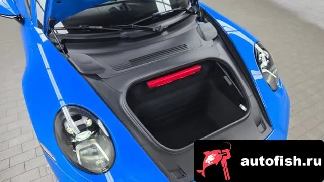 Porsche 911 911 (992) 2023 года - вид 6