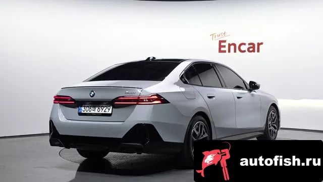 BMW 5-Series 5 Series (G60) 2025 года - вид 1