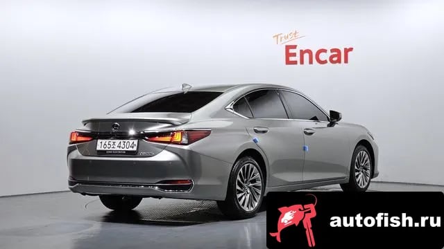 Lexus ES ES300h 7th generation 2023 года - вид 2