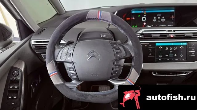 Citroen-DS C4 SpaceTourer Grand C4 Spacetourer 2021 года - похожие автомобили