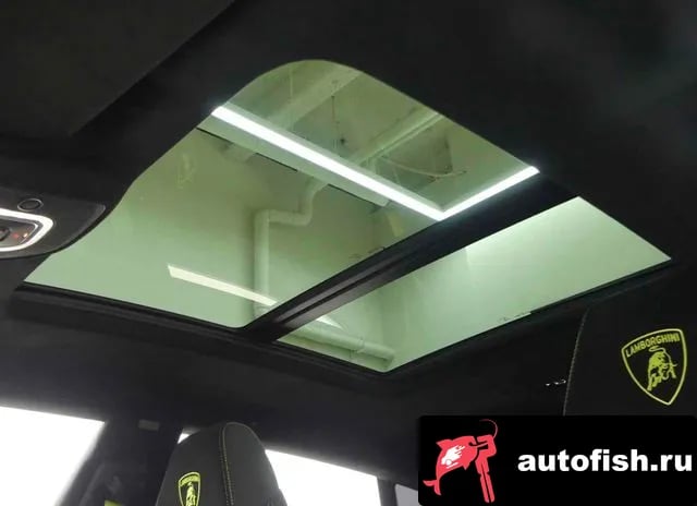 Lamborghini Urus Urus 2024 года - похожие автомобили