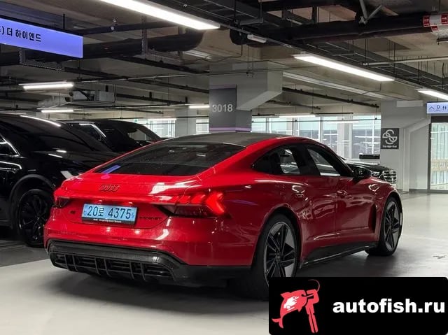 Audi RS e-tron GT RS e-Tron GT 2022 года - вид 2
