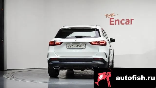 Mercedes-Benz GLA-Class GLA - Class H247 2022 года - вид 4