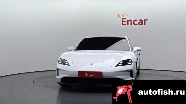 Porsche Taycan Taikan 2025 года - вид 3