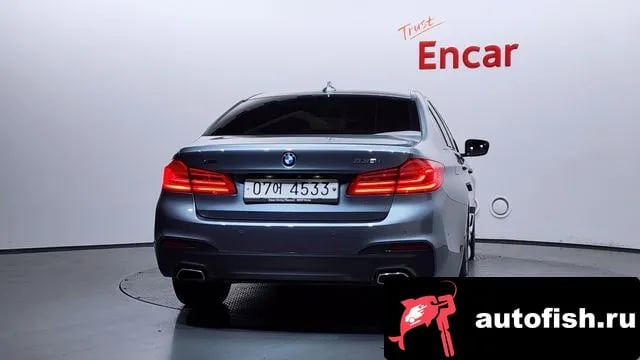 BMW 5-Series 5 Series (G30) 2018 года - вид 4