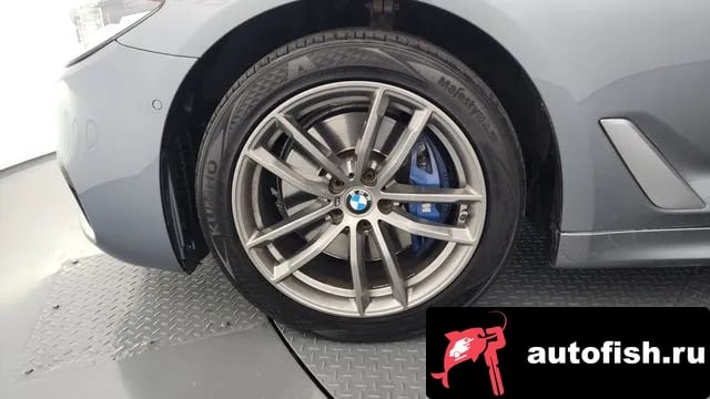 BMW 5-Series 5 Series (G30) 2018 года - вид 5