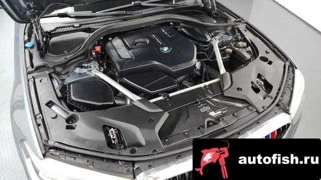 BMW 5-Series 5 Series (G30) 2018 года - вид 6