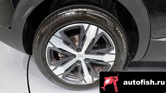 Peugeot 3008 3008 second generation 2019 года - вид 5