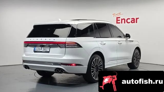 Lincoln Aviator Aviator 2nd generation 2023 года - вид 2