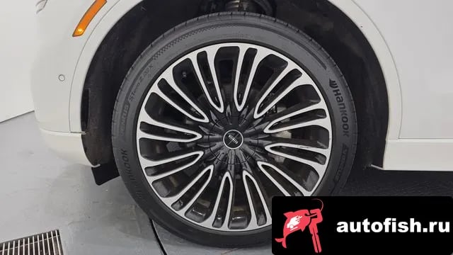 Lincoln Aviator Aviator 2nd generation 2023 года - похожие автомобили