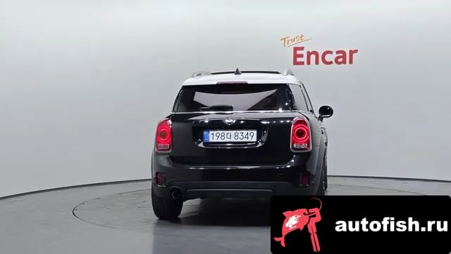 Mini Countryman Cooper Country Man 2019 года - вид 4