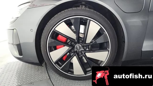 Audi e-tron GT e-Tron GT 2022 года - вид 5