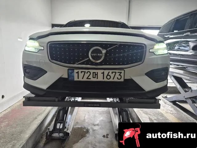 Volvo V60 V60 Cross-country 2nd Generation 2023 года - автомобиль из Южной Кореи
