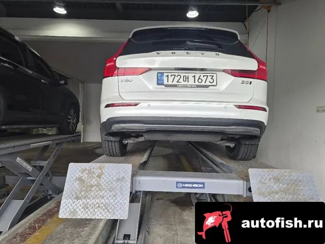 Volvo V60 V60 Cross-country 2nd Generation 2023 года - вид 2