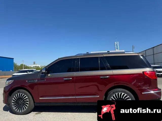 Lincoln Navigator Navigator 4th generation 2019 года - вид 3
