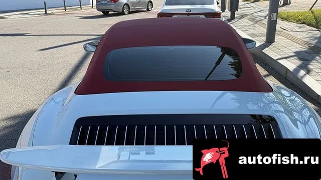 Porsche 911 911 (992) 2021 года - вид 5