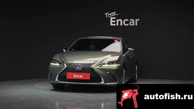Lexus ES ES300h 7th generation 2020 года - вид 3