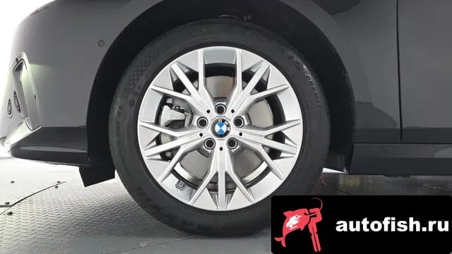 BMW 1-Series 1 Series (F70) 2025 года - вид 4