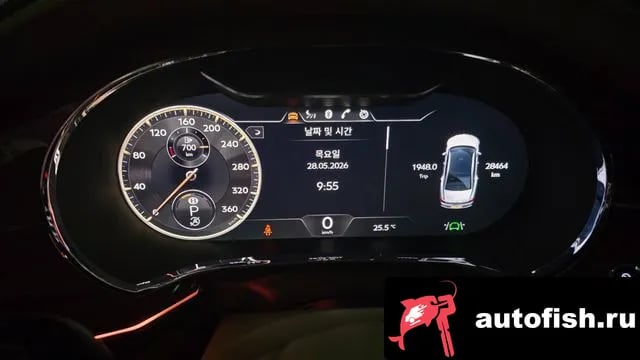 Bentley Flying Spur Flying Spur 3rd Generation 2022 года - похожие автомобили