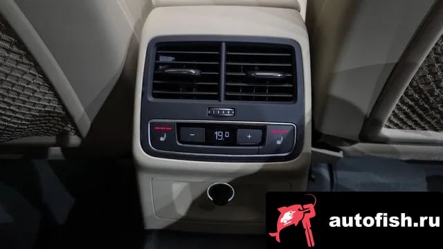 Audi A4 A4 (B9) 2020 года - похожие автомобили