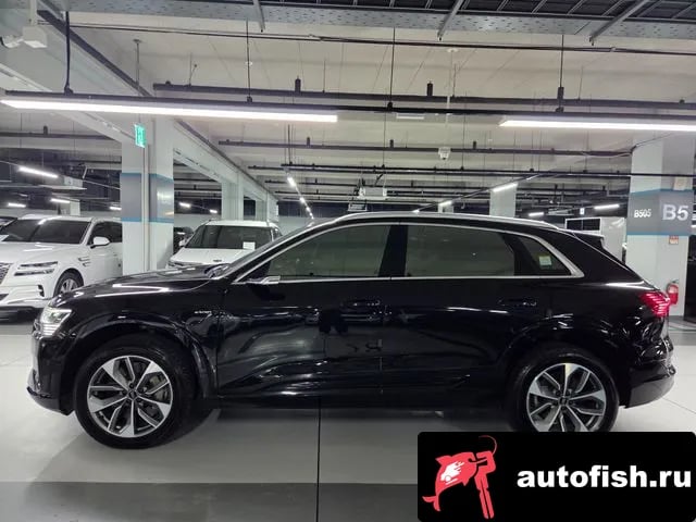 Audi e-tron e-Tron 2020 года - вид 3