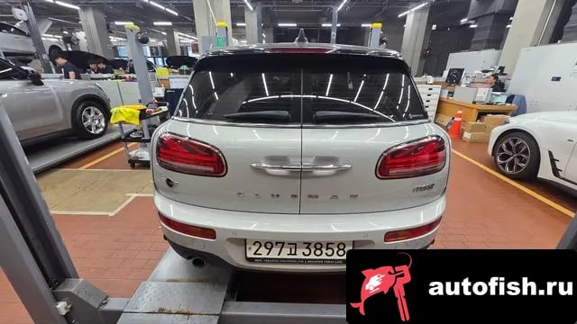 Mini Clubman Cooper Clubman 2021 года - вид 3