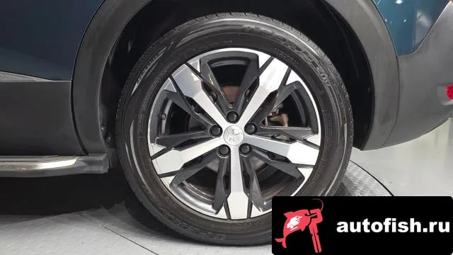 Peugeot 5008 5008 second generation 2018 года - вид 5