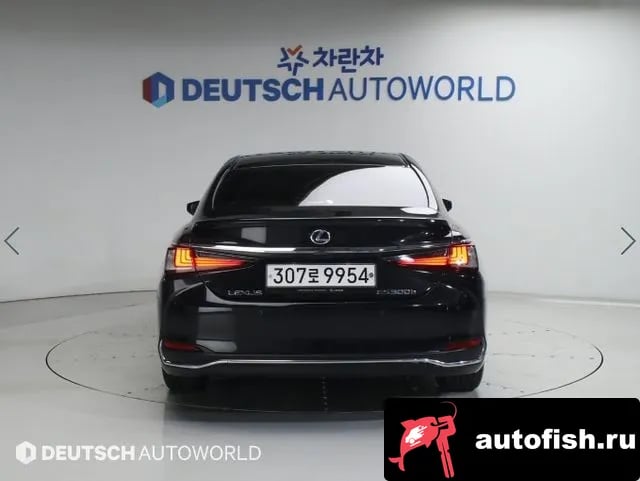 Lexus ES ES300h 7th generation 2019 года - вид 4
