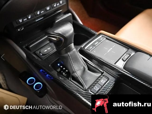 Lexus ES ES300h 7th generation 2019 года - похожие автомобили