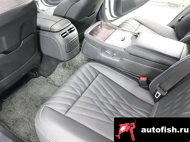 Genesis G90 G90 (RS4) 2025 года - похожие автомобили