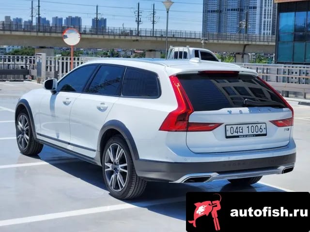 Volvo V90 V90 Cross-Country 2019 года - вид 3