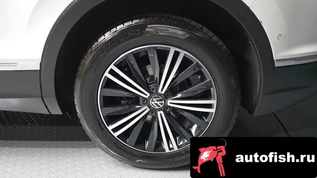 Volkswagen Tiguan Tiguan second Generation 2021 года - вид 5