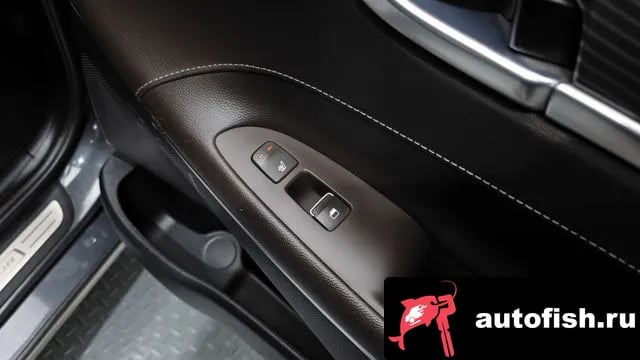 Hyundai Grandeur Granger IG 2018 года - похожие автомобили