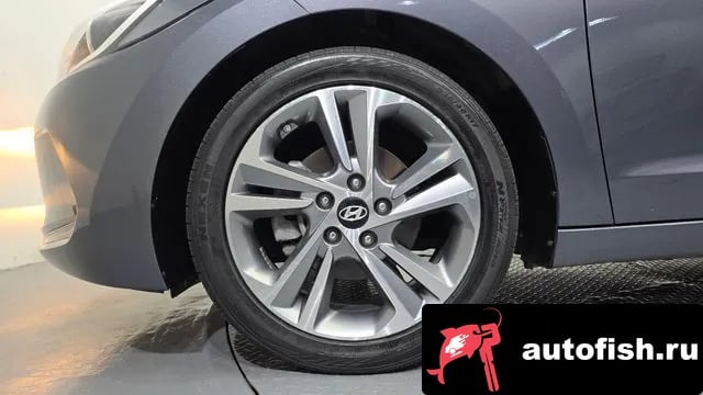 Hyundai AVANTE Avante AD 2018 года - вид 5